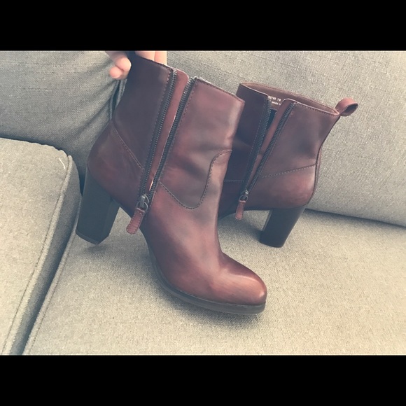 Cole Haan ankle boots - Picture 5 of 5